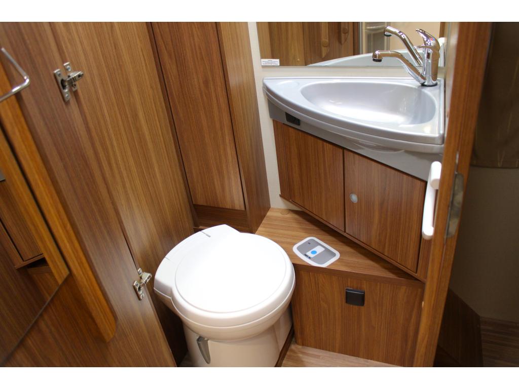 Carado –  T449 Queensbed Hefbed foto-detail