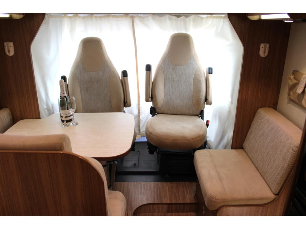 Carado –  T449 Queensbed Hefbed foto-detail