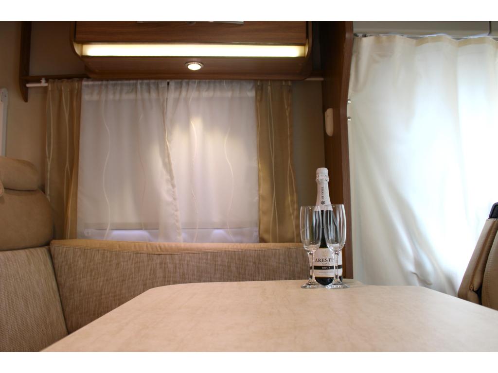 Carado –  T449 Queensbed Hefbed foto-detail