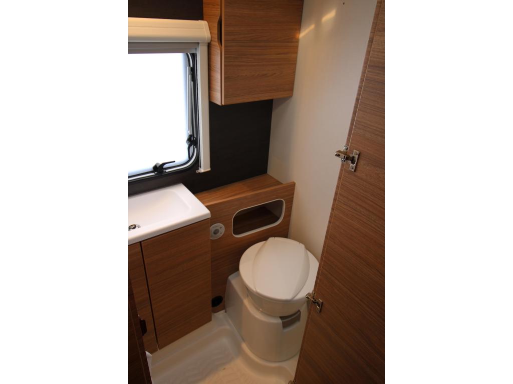 Weinsberg –  CaraOne 420 QD foto-detail
