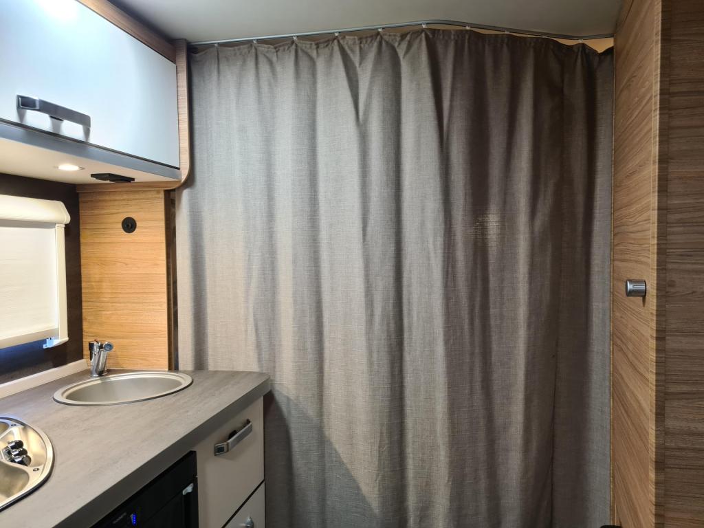 Weinsberg –  CaraOne 450 FU foto-detail