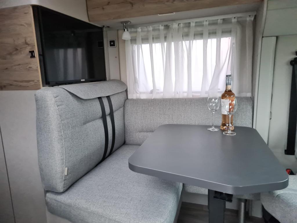 Hymer –  EX 580 T Lengtebedden, dakairco foto-detail