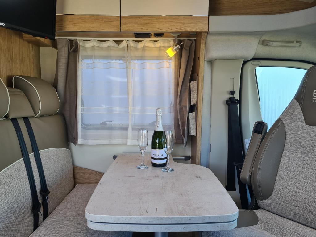 LMC –  Breezer V 643 G foto-detail