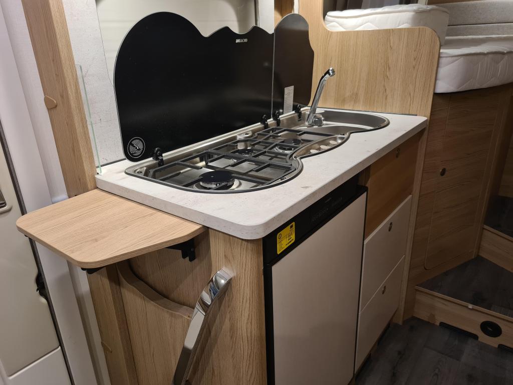 LMC –  Breezer V 643 G foto-detail
