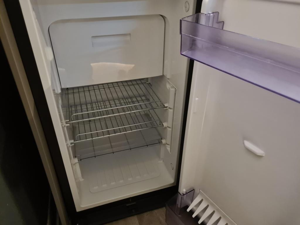 LMC –  Innovan 600 Dwarsbed/Nieuwstaat foto-detail