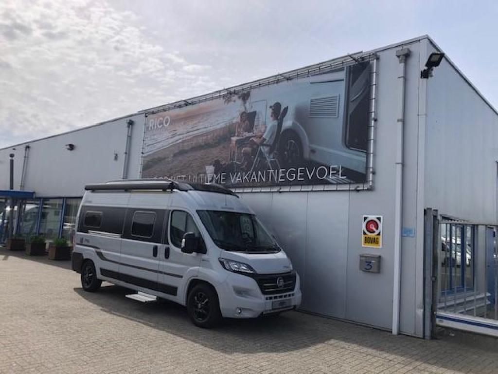 Hymer –  Free 600 Campus Hefdak/automaat/dieselvw. foto-detail