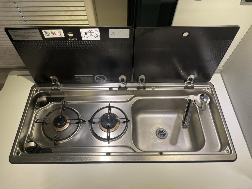 Hymer –  Free 600 Campus Hefdak/automaat/dieselvw. foto-detail