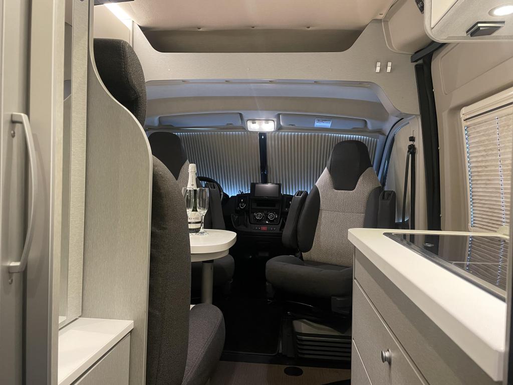 Hymer –  Free 600 Campus Hefdak/automaat/dieselvw. foto-detail