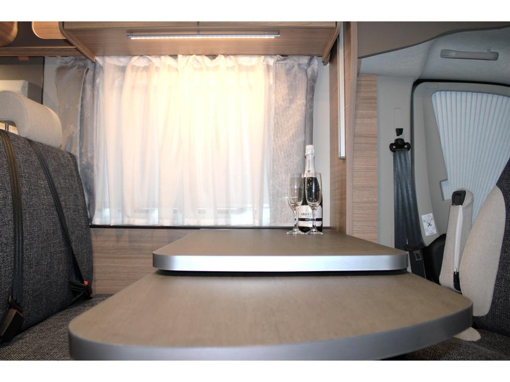 Weinsberg –  CaraSuite 700 ME foto-detail
