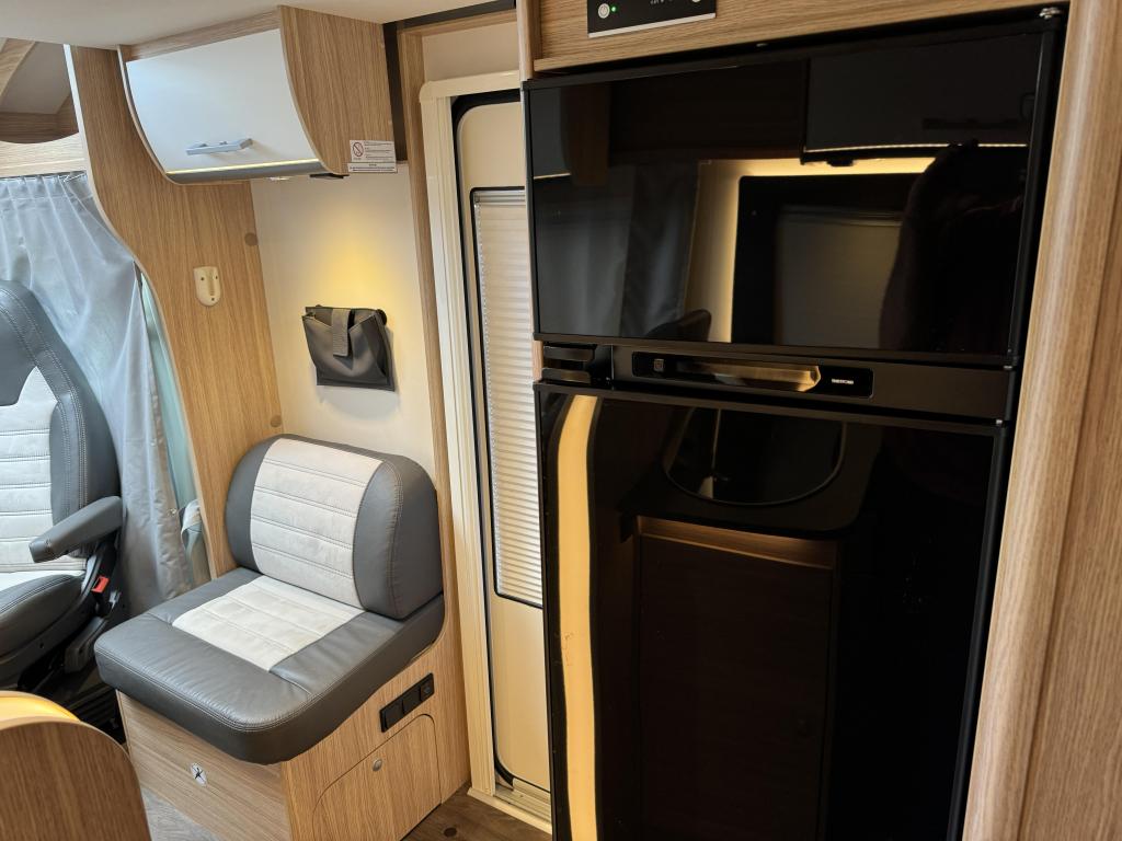 Sunlight –  T68 Lengtebedden / Hefbed foto-detail