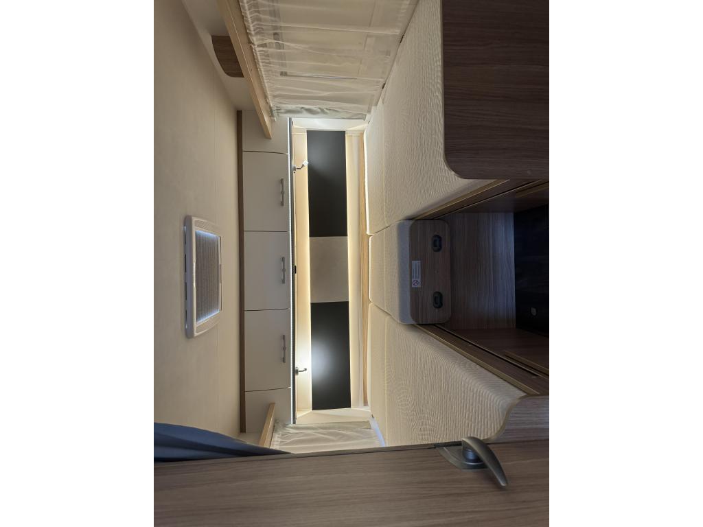 Sunlight –  T68 Lengtebedden / Hefbed foto-detail