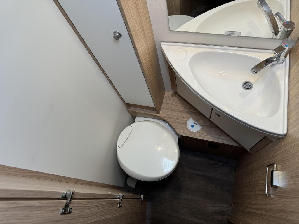 Sunlight –  T68 Lengtebedden / Hefbed foto-detail