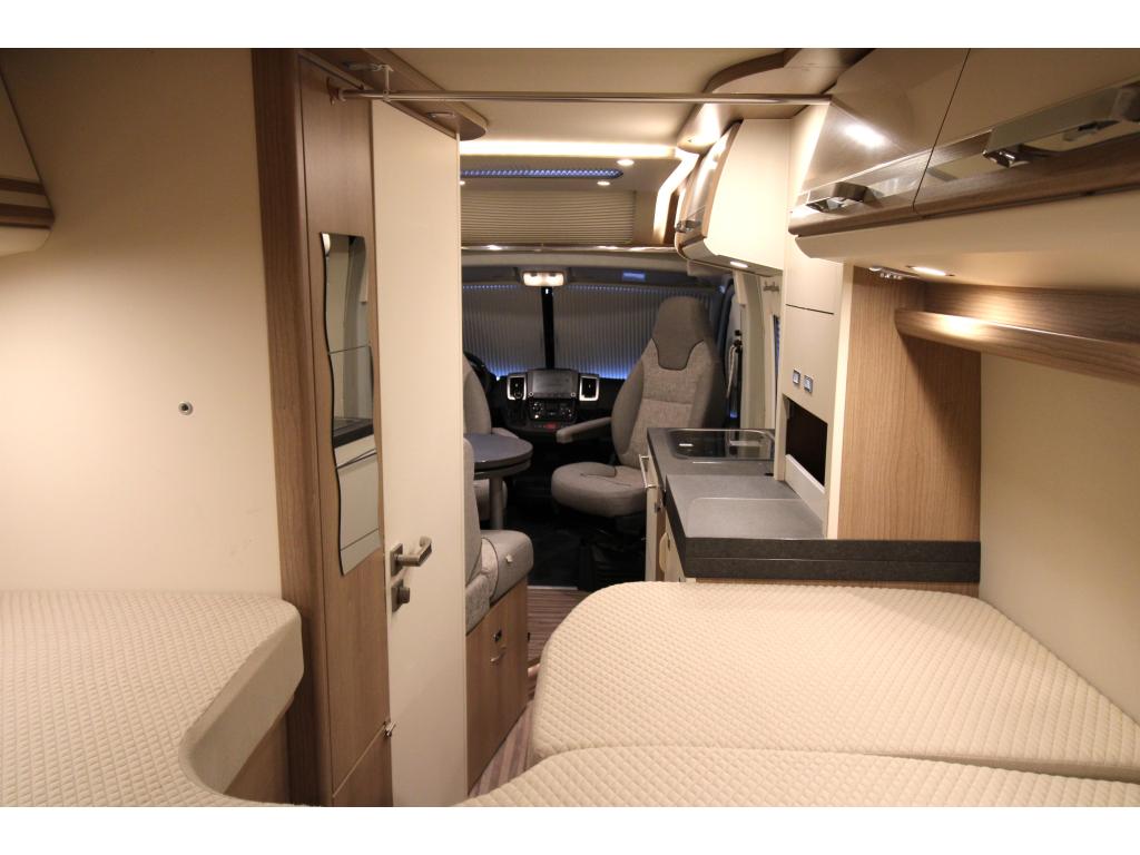 Malibu –  Charming Coupe 640 LE 640 LE foto-detail